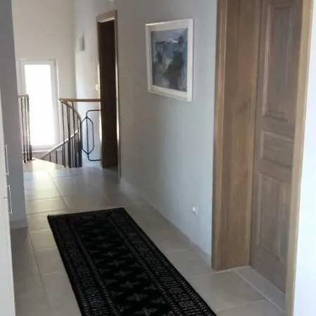 Lizzi Дом отдыха