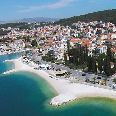 Lizzi Дом отдыха *