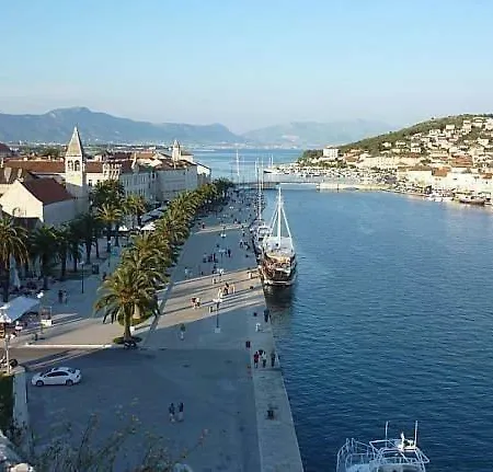 Lizzi Feriehus Trogir