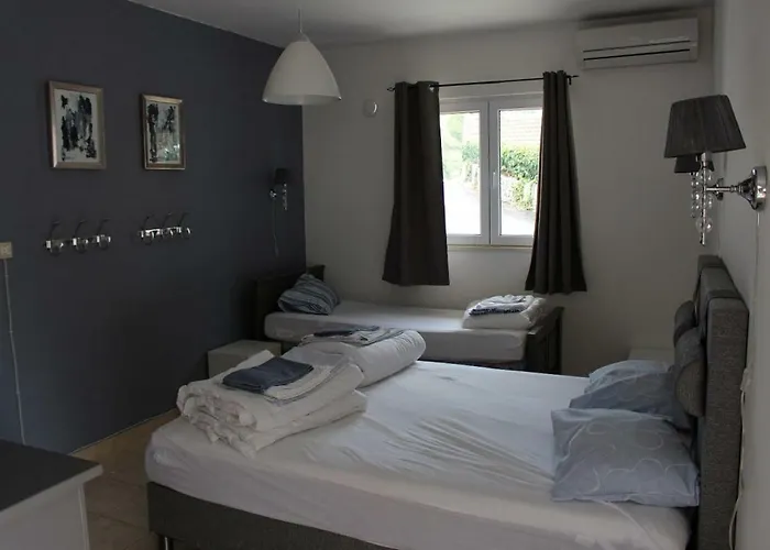 Lizzi * Трогір