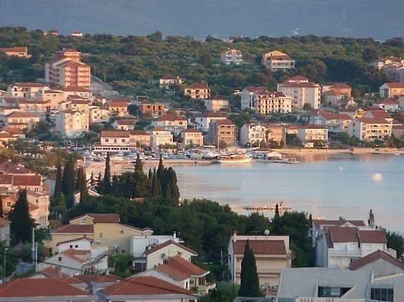 Lizzi * Trogir